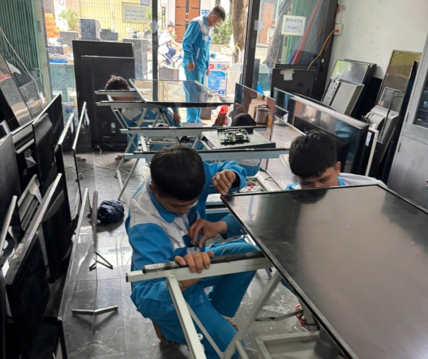 sửa tivi tại Bình Sơn Dịch vụ sửa tivi tận nhà Bình Sơn
