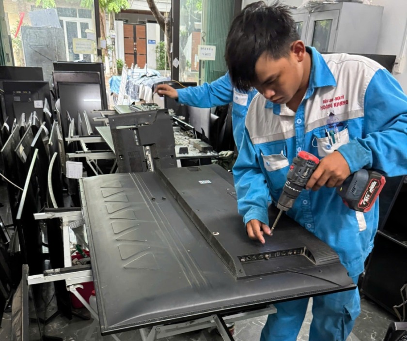 sửa tivi tại Bình Sơn Sửa tivi Bình Sơn – Dịch vụ sửa chữa tivi tại nhà chuyên nghiệp